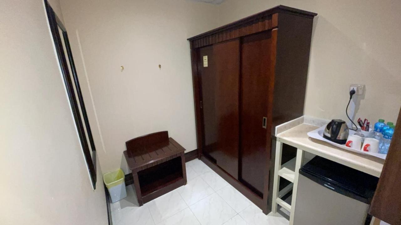 Al Mansour Grand Hotel Hafar Al-Batin Exterior photo