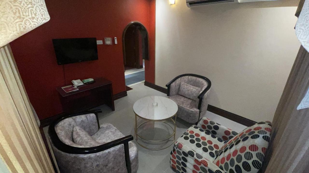 Al Mansour Grand Hotel Hafar Al-Batin Exterior photo
